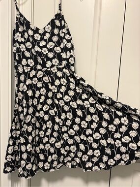 GAP Black & White Floral Dress with Smocked Bodice